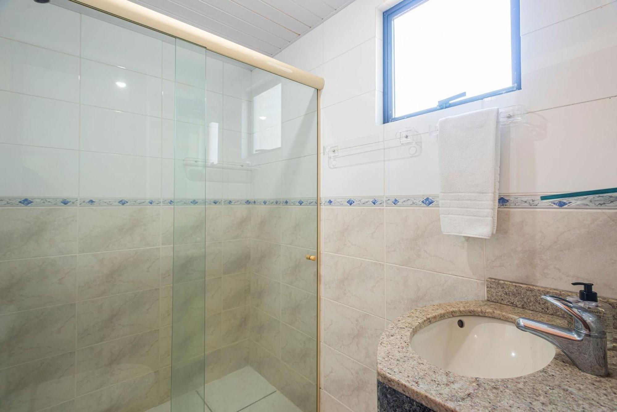Casa de férias Gdgt181 - Localizacao Perfeita! 3q+3wc+2 Vagas *